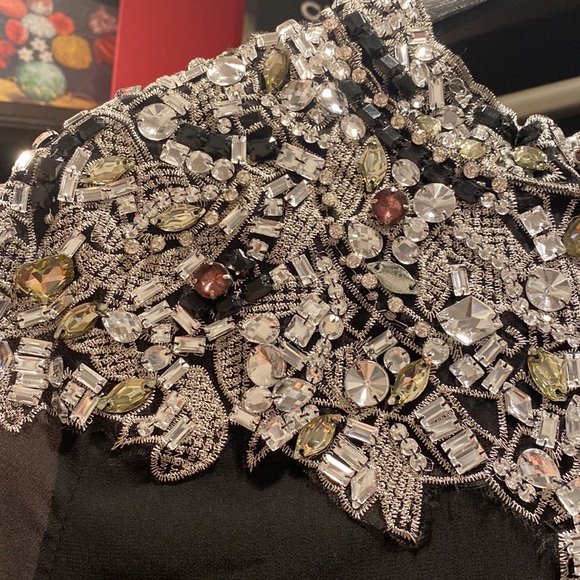 Beautifully embellished blouse size S-M - Picture 2 of 4